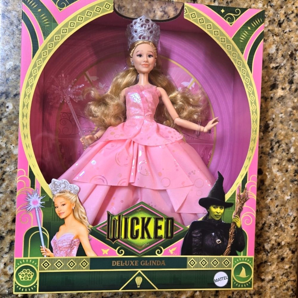 Wicked Deluxe Glinda URL misprint Mattel NWT never opened